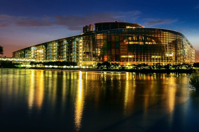 EU-Parlament stimmt über Deepfake-Verbot ab