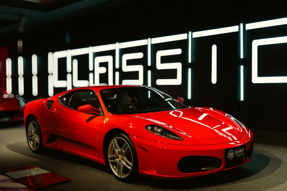 Ferrari Outperform: Analysten sehen Potenzial