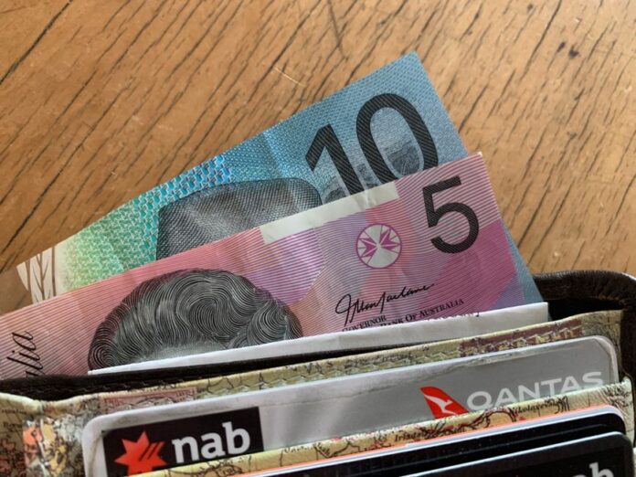 Innovative Banknote im Kreditkartenformat