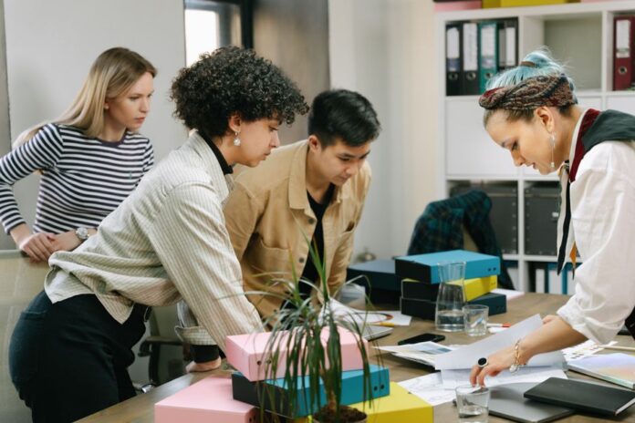 Kleinunternehmer besprechen Steuerreform