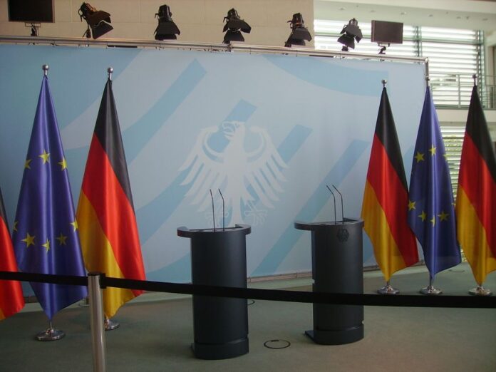 Klingbeil diskutiert Wirtschaftswachstum