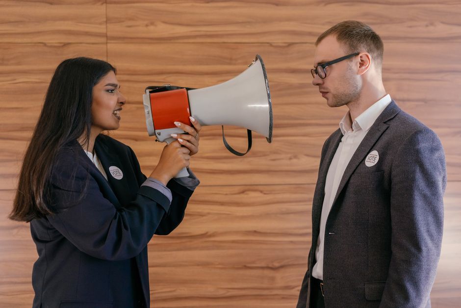 Merz diskutiert Reformen in Berlin