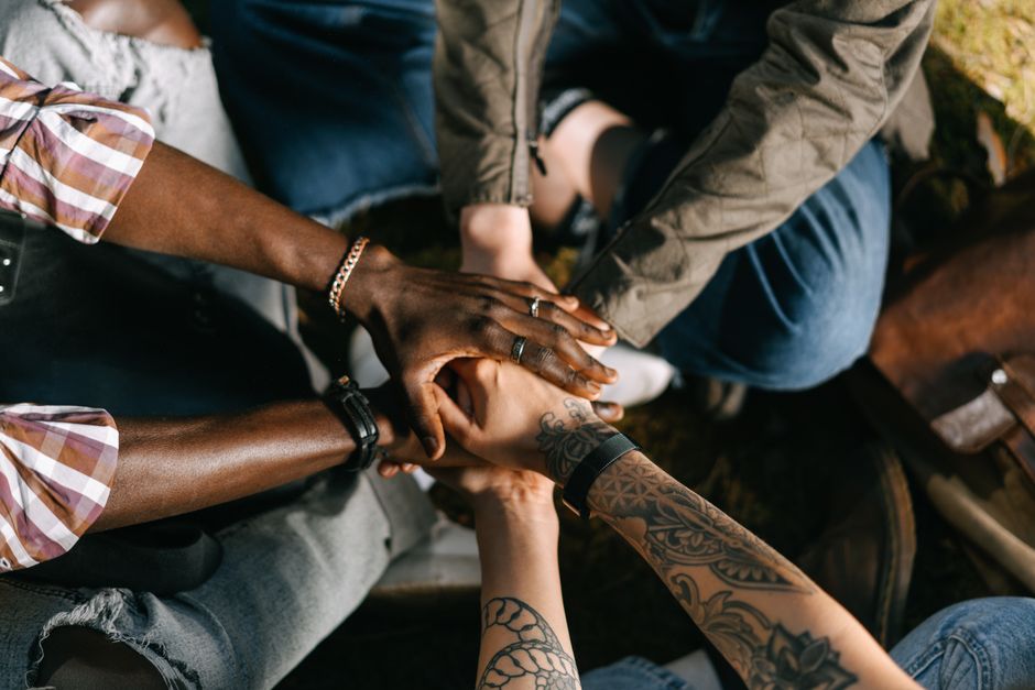 Mitglieder engagieren sich in der TSV Halle
