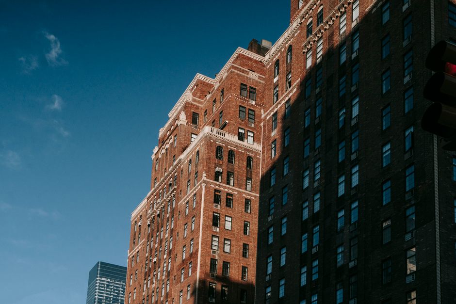 New Yorks Mietpreis-Einfrieren: Ein historischer Schritt