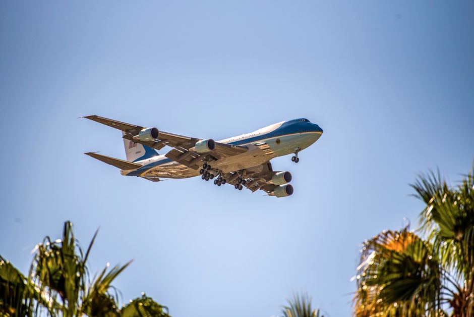Trump präsentiert die neue Air Force One