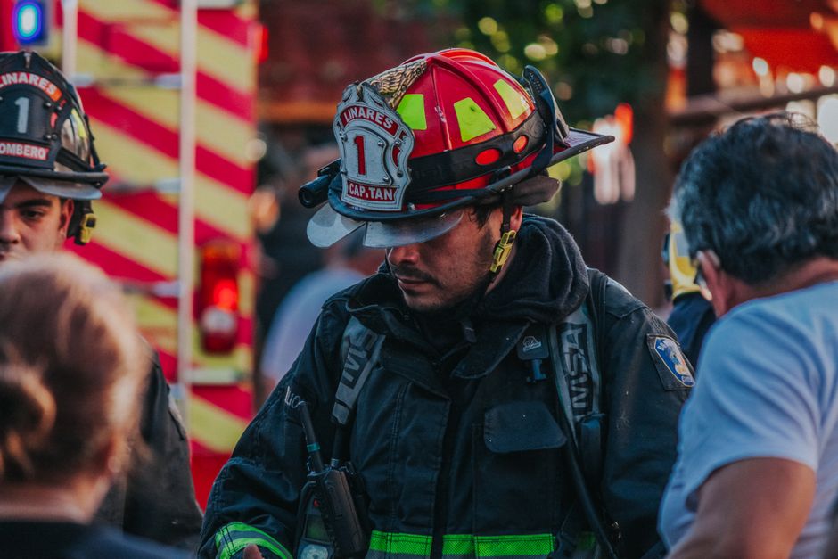 Zerstörte Wohnhäuser in Charkiw nach dem Angriff