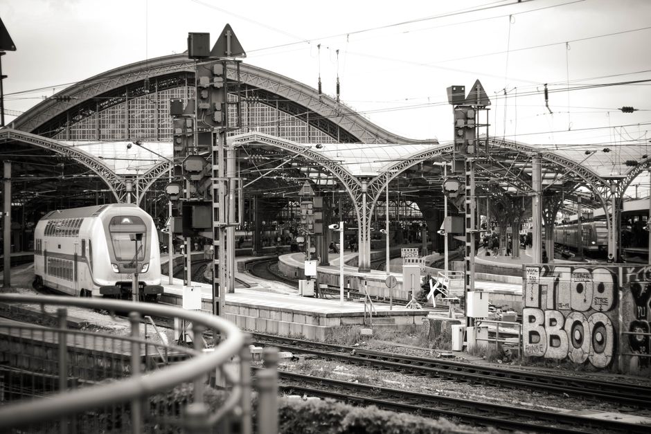 Bahnstrecke Düsseldorf und Köln wieder in Betrieb