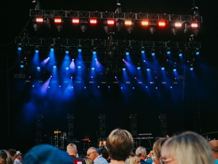 Bob Dylan auf der Bühne während seiner Tournee