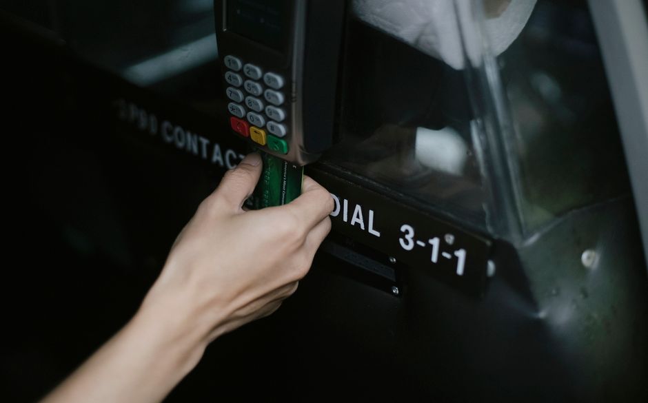 HSBC Kreditkarte Visa Gold im Einsatz