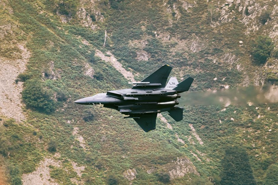 Konflikt um Straße von Hormus: Militärische Spannungen