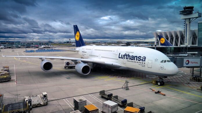 Lufthansa Business Class auf dem Weg nach Singapur.