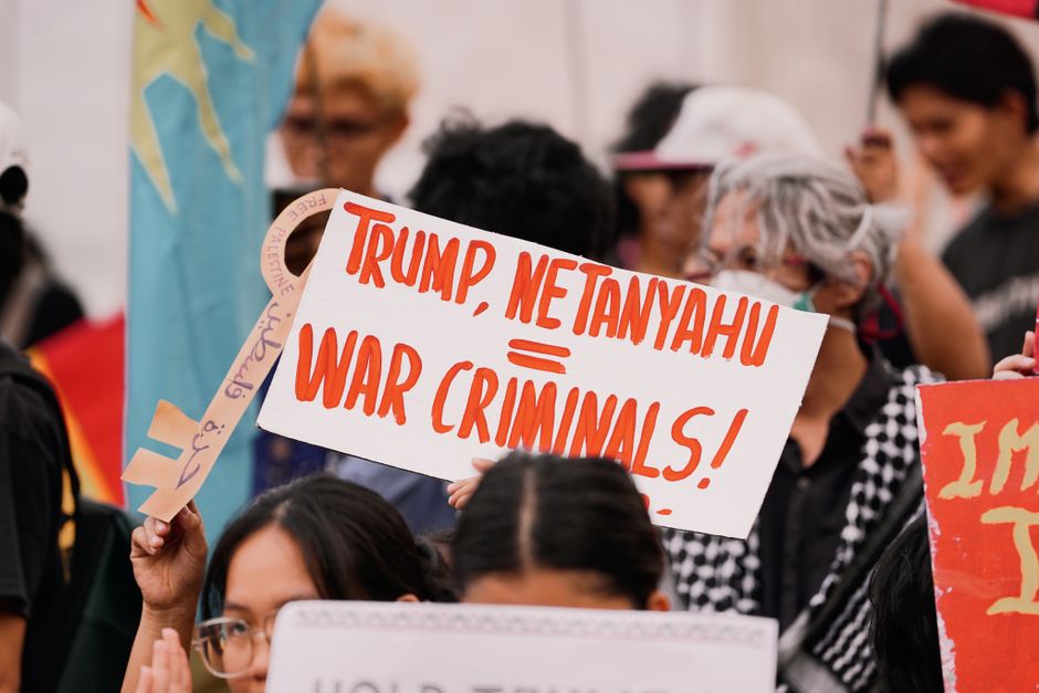 Netanjahu und Trump bei einem politischen Treffen