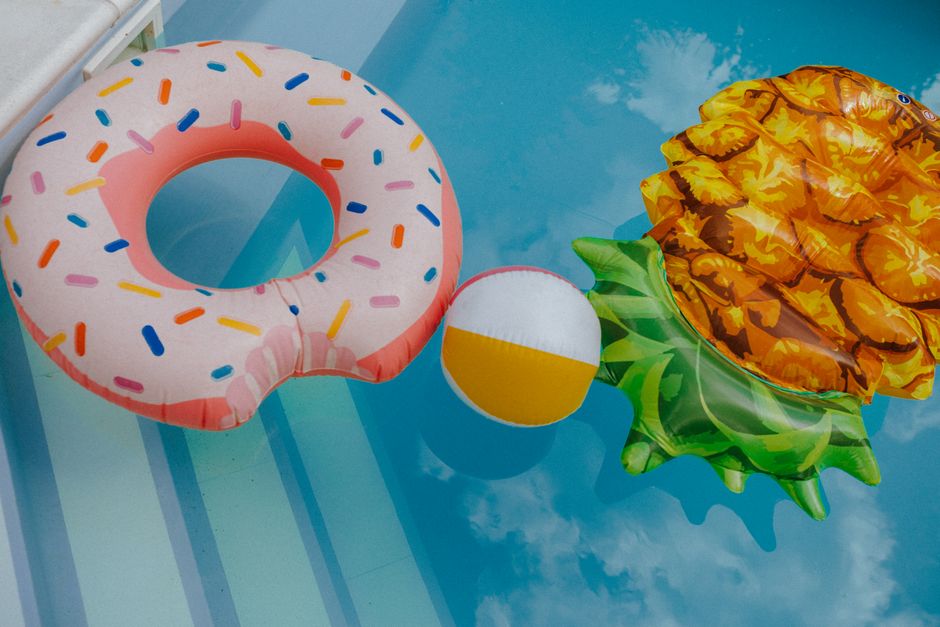 Poolroboter im Einsatz im Sommer