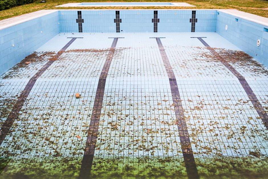 Poolroboter im Einsatz im Sommer