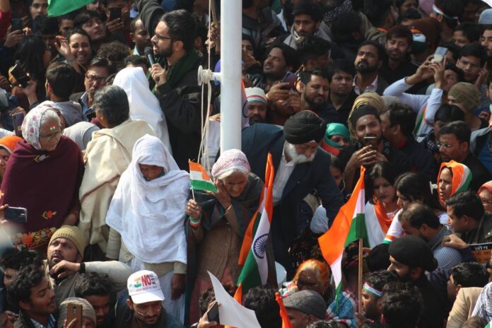 Proteste in Indien nach Rücktritt des Bildungsministers
