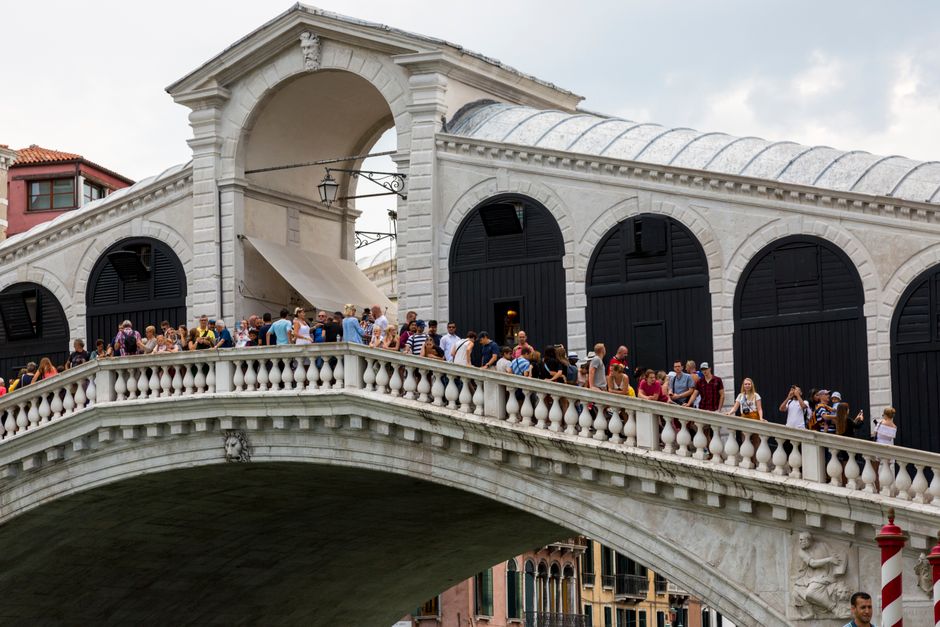 Touristen in Venedig am Markusplatz