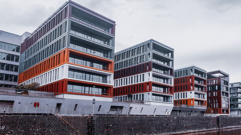 Umbau von Gewerbe zu Wohnraum