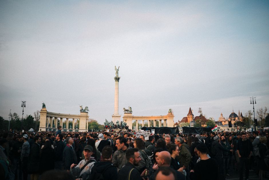 Viktor Orban spricht vor Anhängern in Rumänien