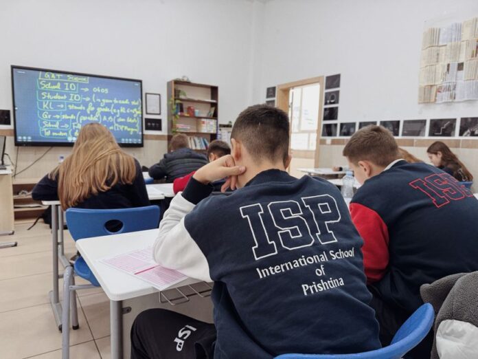 Academedia AB: Bildung und Finanzen im Fokus