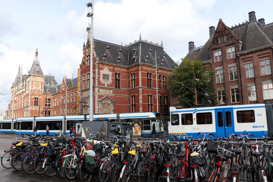 BahnCard 100: Komfortables Reisen in der 1. Klasse