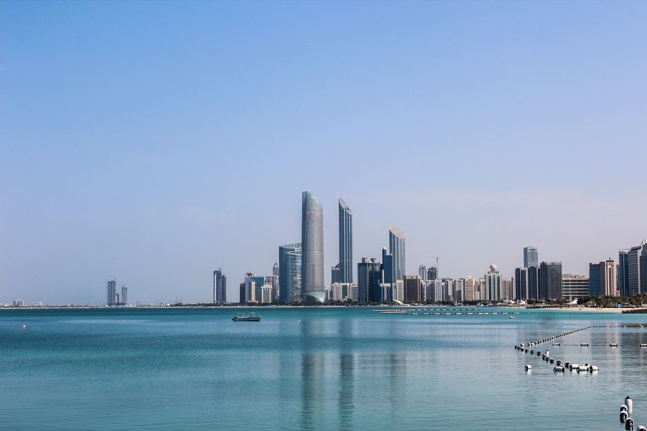 Bitcoin-Einbruch und Abu Dhabi Investitionen