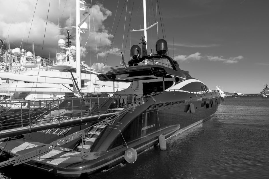 Boom im Schiffbau: Kreuzfahrtschiffe und Superyachten