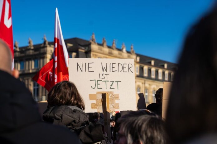Demokratische Ergebnisse und ihre wirtschaftlichen Auswirkungen