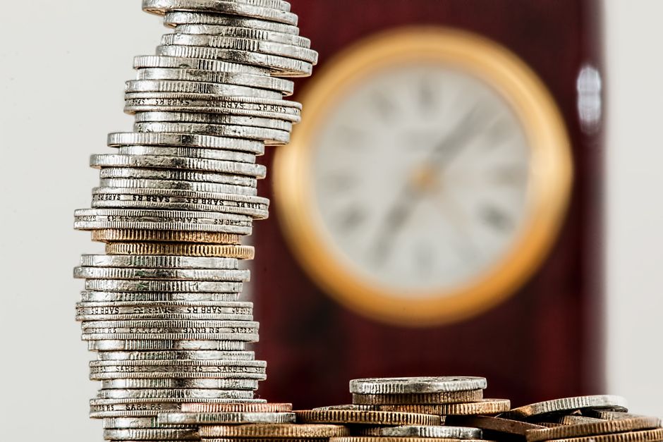 Die finanziellen Herausforderungen des Alleinlebens