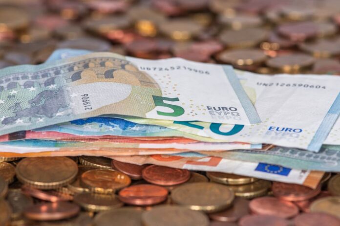 Euro und Dollar im Devisenhandel