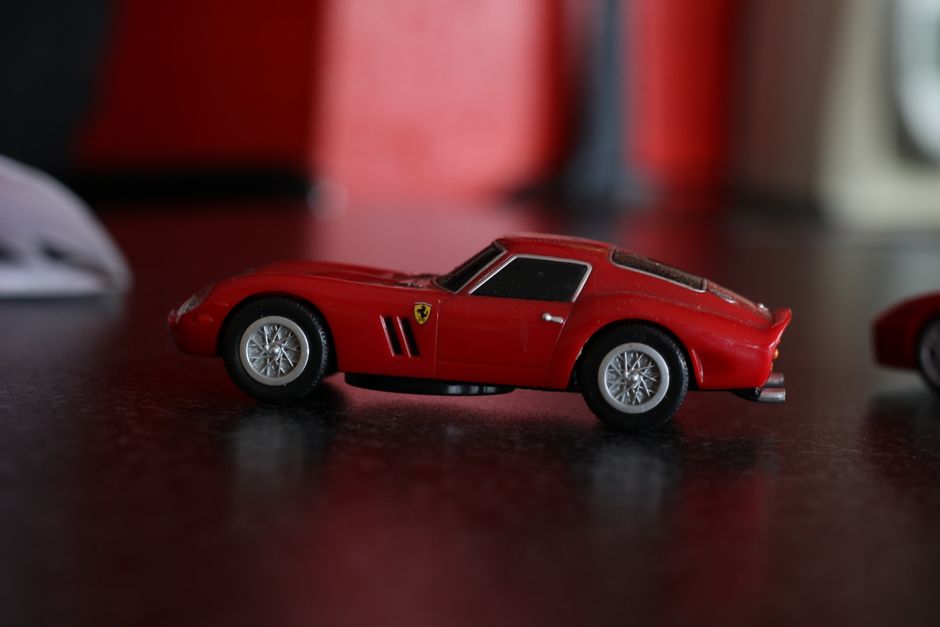 Ferrari auf einer Luxusauto-Versteigerung