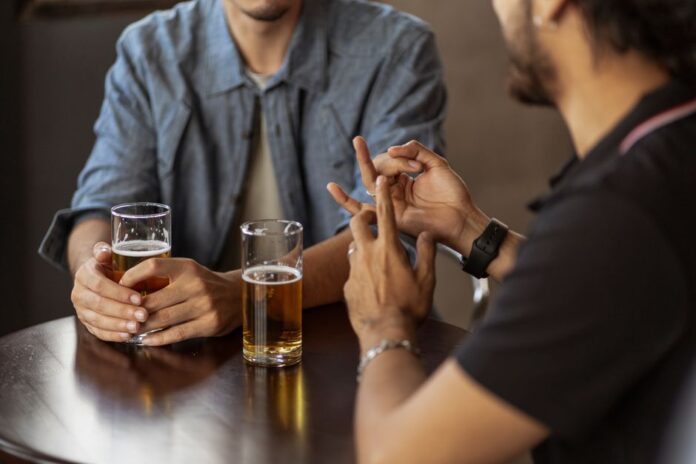 Gespräch über Alkohol in der Gesellschaft