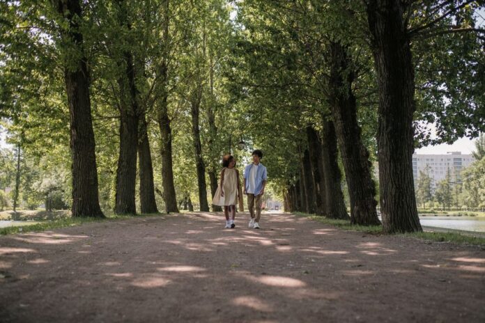 Günstige Dates im Freien