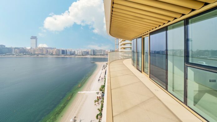 Helle Wohnung mit Seeblick in Puerto de Alcudia