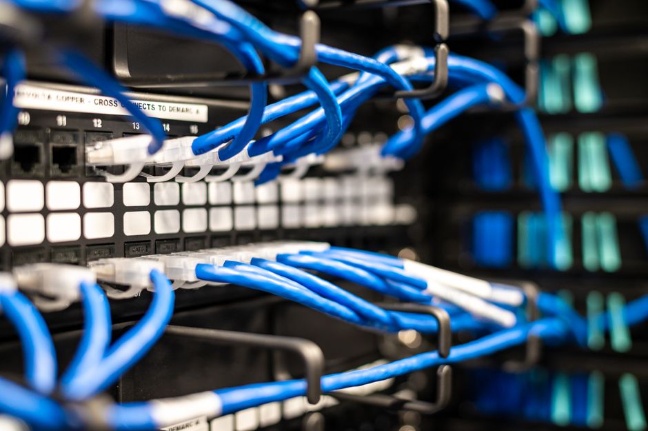 Hochdichte-Rechencluster für KI-Anwendungen