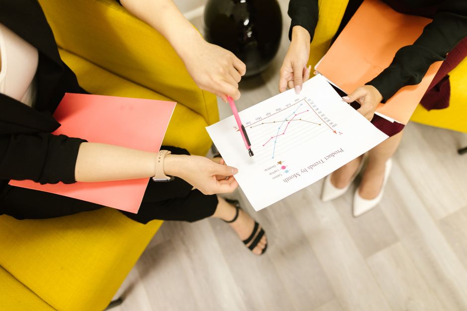 Jessica Schwarzer und Female Finance