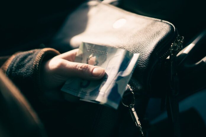 Kanadischer Dollar und Inflation im Fokus