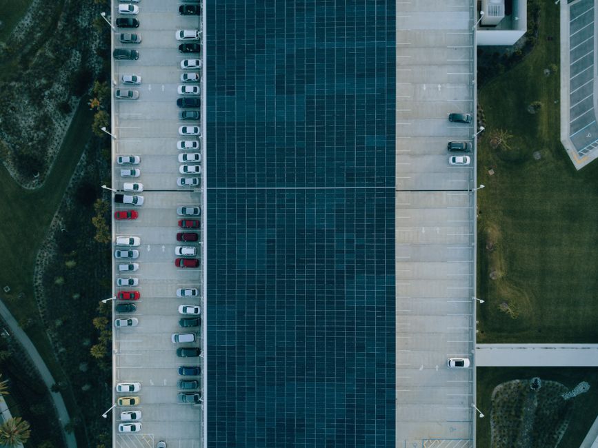 Ladeknigge 2026: E-Autos richtig parken