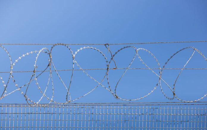 Massive Grenzsicherung in Ceuta