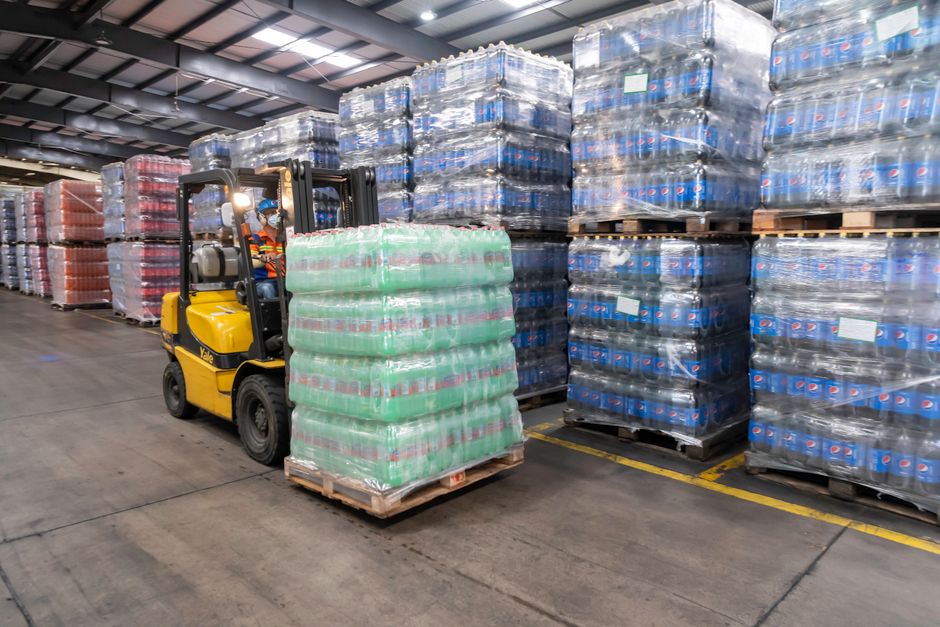 Mineralwasserproduktion und Logistik