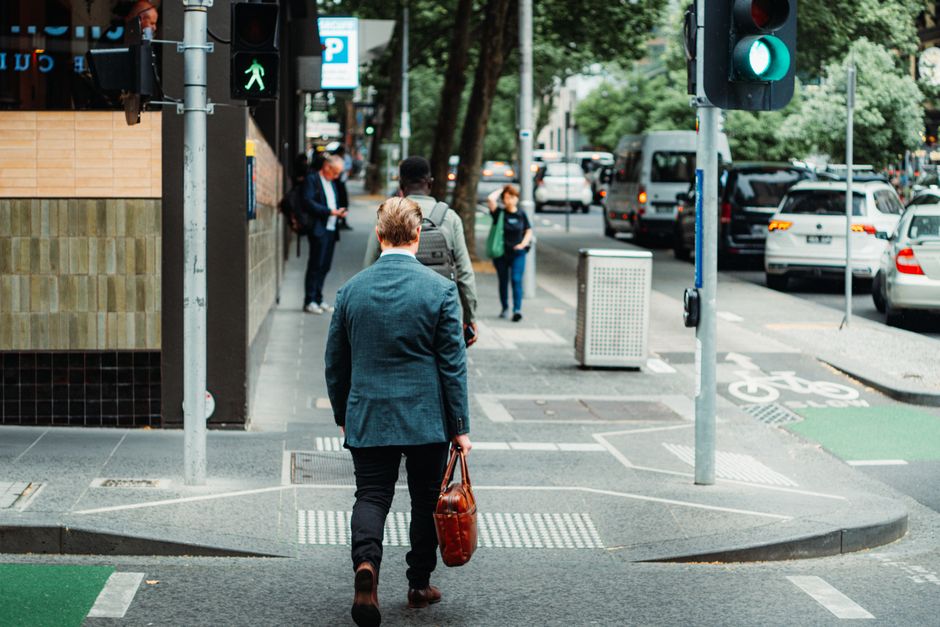 Pendler auf dem Weg zur Arbeit