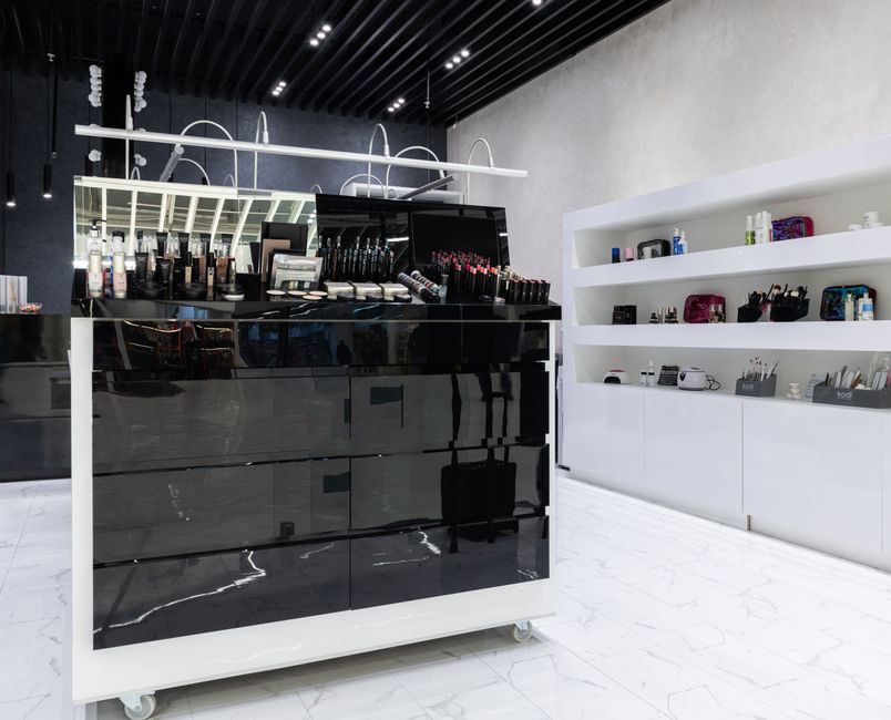 Sally Beauty Store und Produkte