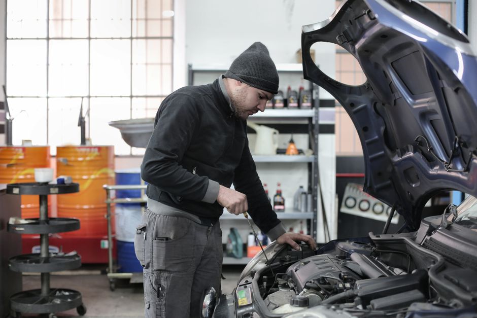 TÜV Hauptuntersuchung in der Werkstatt