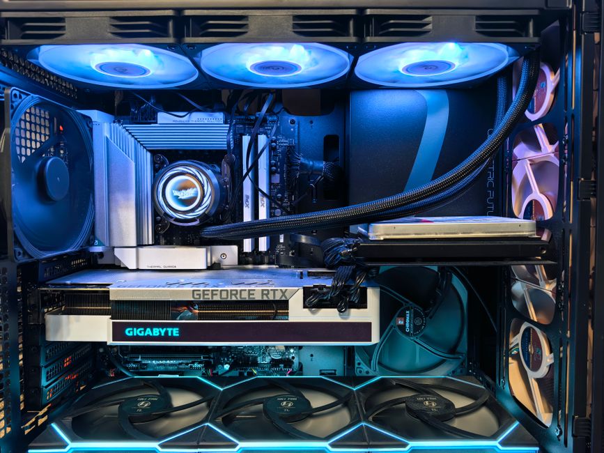Vergleich der RTX 5080 und RTX 5090