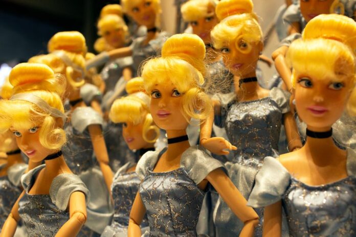 Whitney Houston als Barbie-Puppe von Mattel