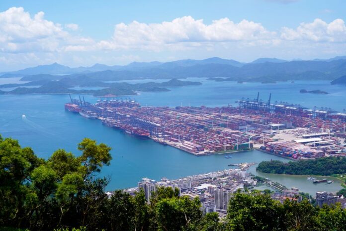 Chinas Exporte und der globale Handel