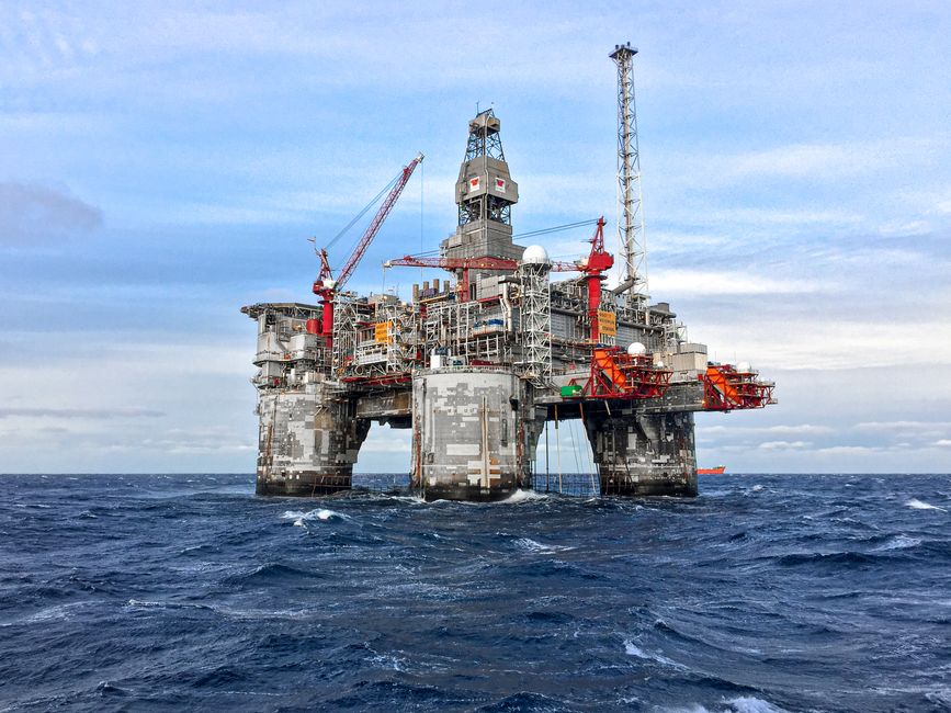 easyJet und Ithaca Energy im FTSE 100