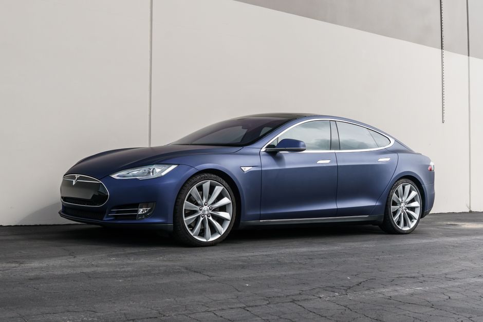 Tesla Roadster Enthüllung am 1. Oktober