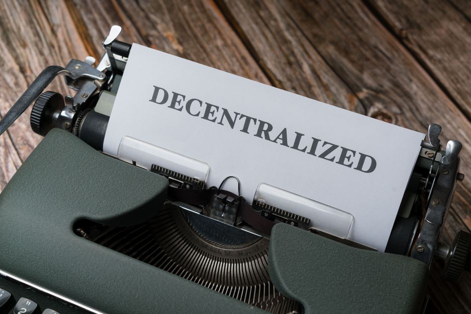 Vergleich von Dividenden und Krypto-Staking
