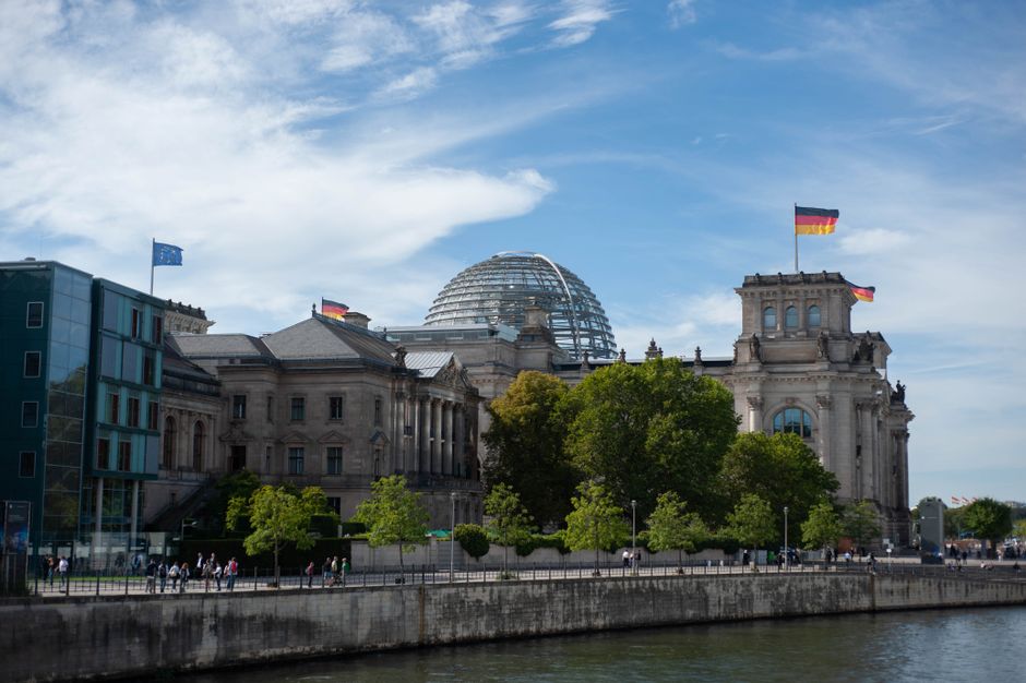 Wirtschaftliche Zusammenarbeit zwischen Deutschland und den Emiraten